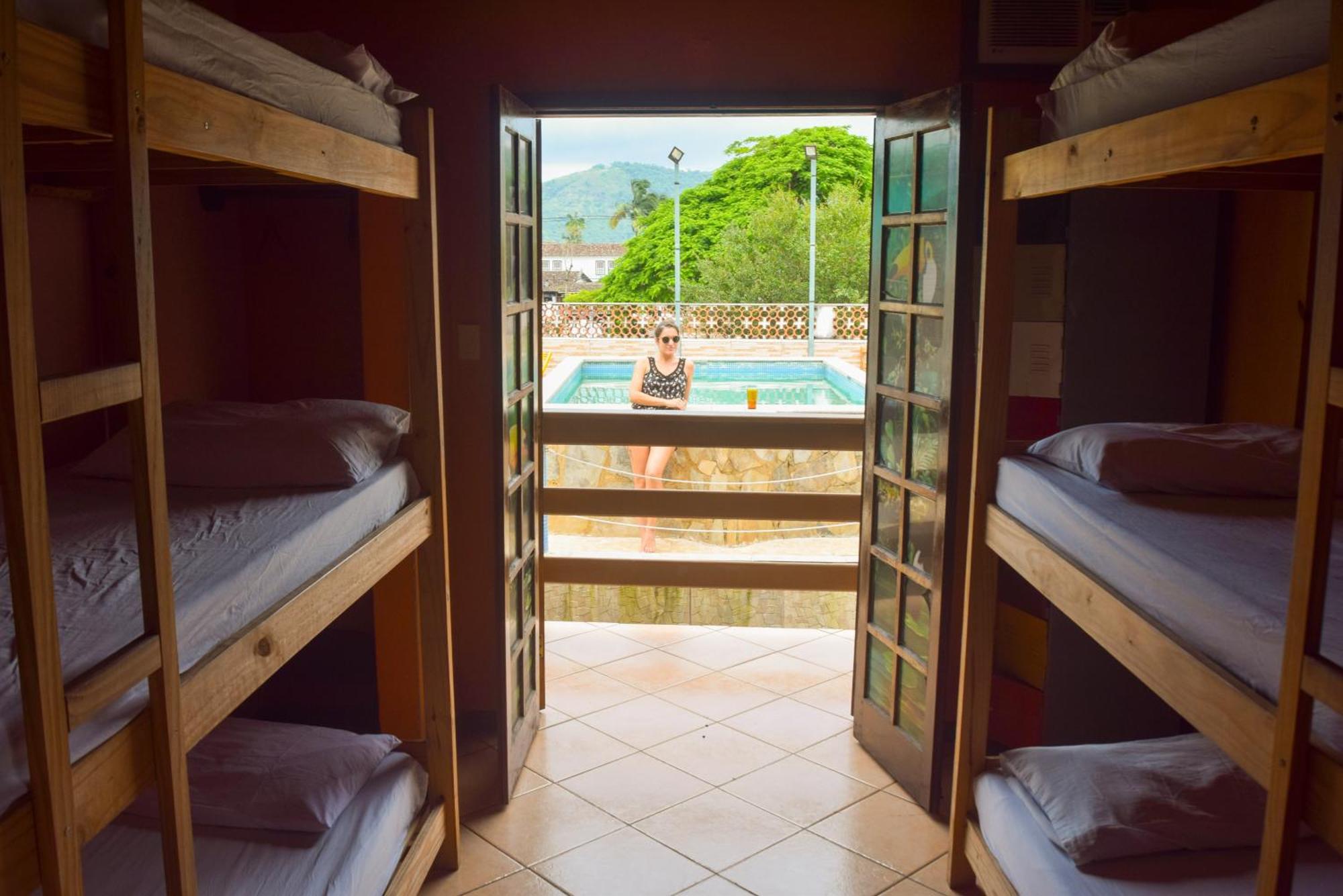 Leo'S Clan Beach Hostel Araquari Exterior foto