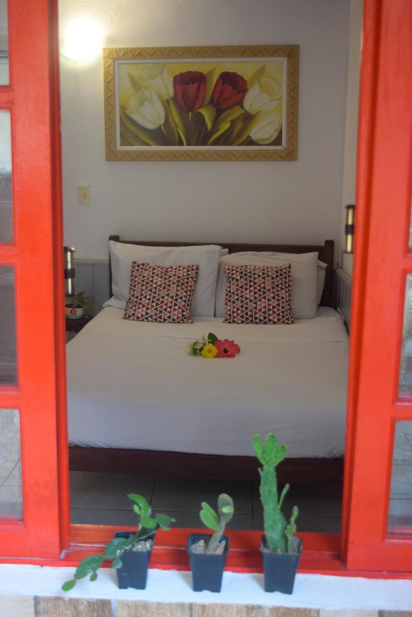 Leo'S Clan Beach Hostel Araquari Exterior foto